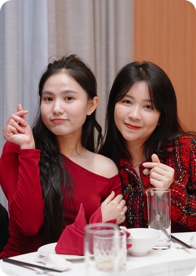Bữa ăn cùng đồng nghiệp